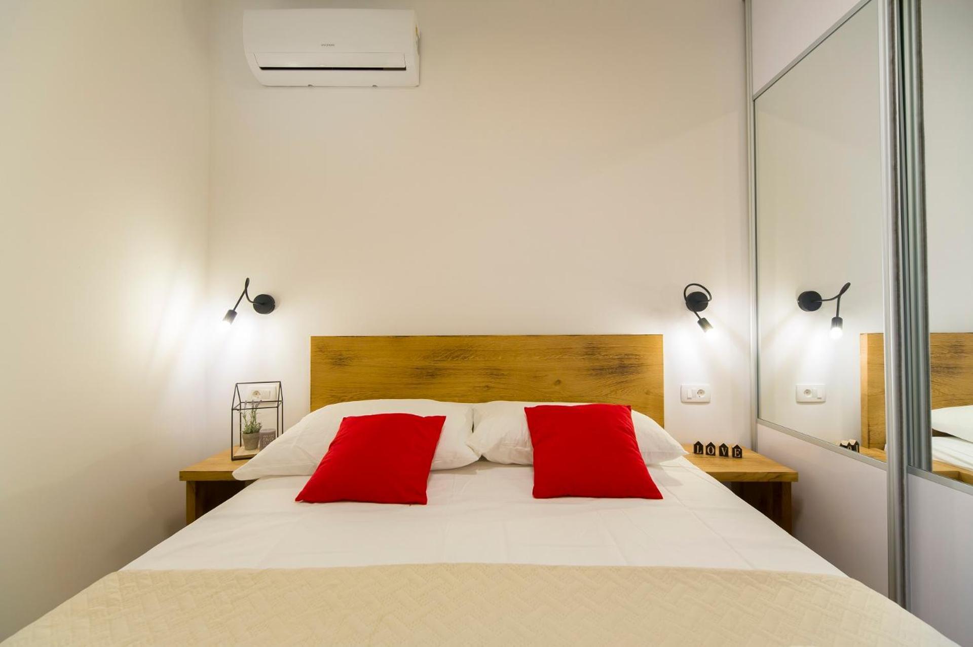 Bulli Croatia Hotel Donji Seget Eksteriør billede