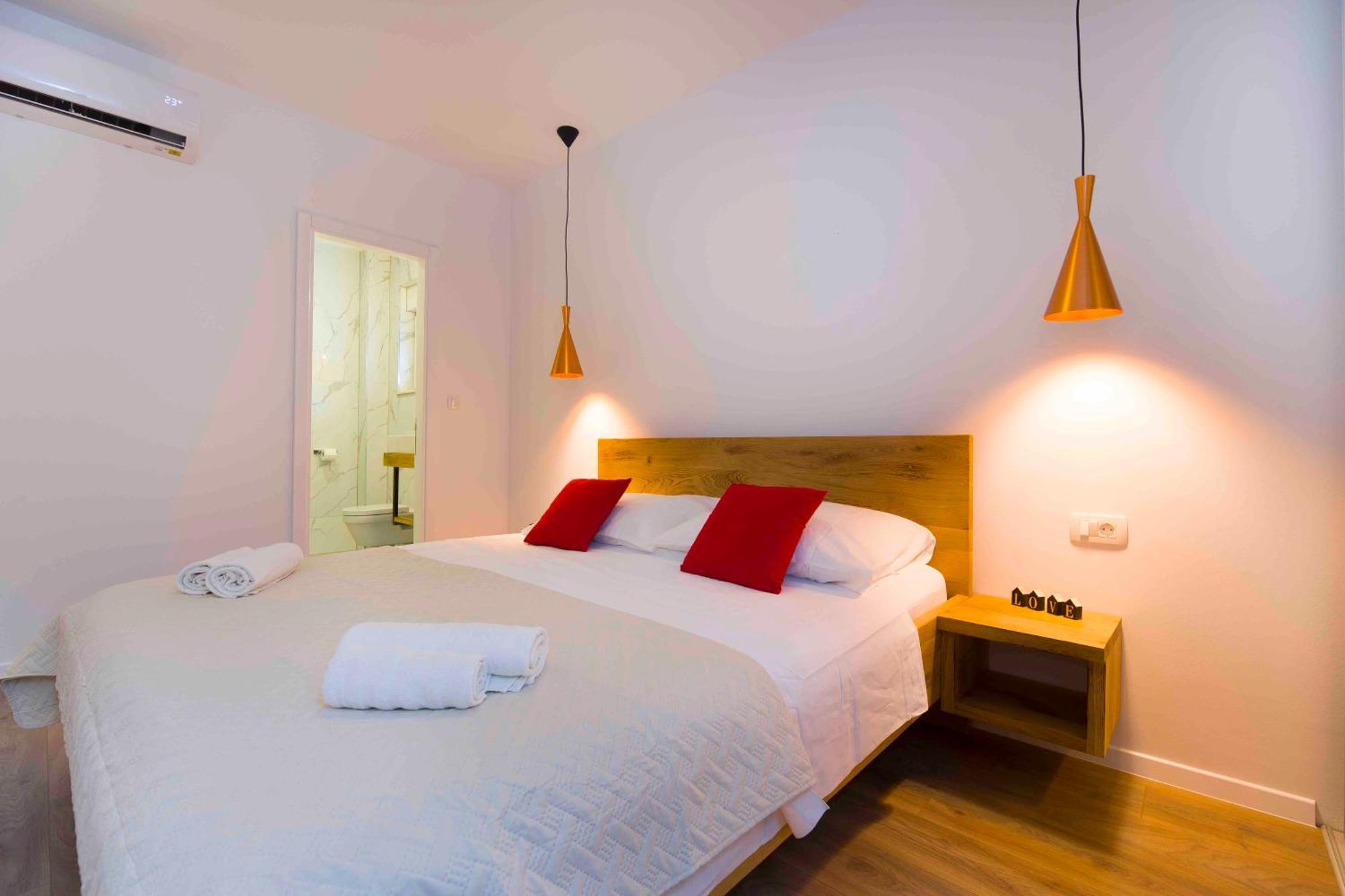 Bulli Croatia Hotel Donji Seget Eksteriør billede